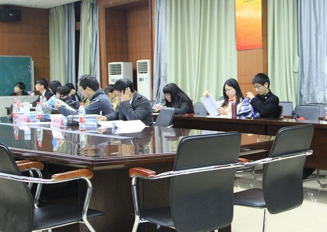9499www威尼斯2013年大学生创新创业训练计划结项答辩会顺利举办