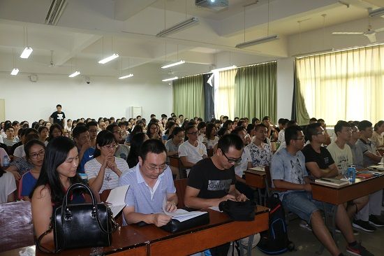 9499www威尼斯（会硕中心）2016级专业硕士专业介绍会顺利举办