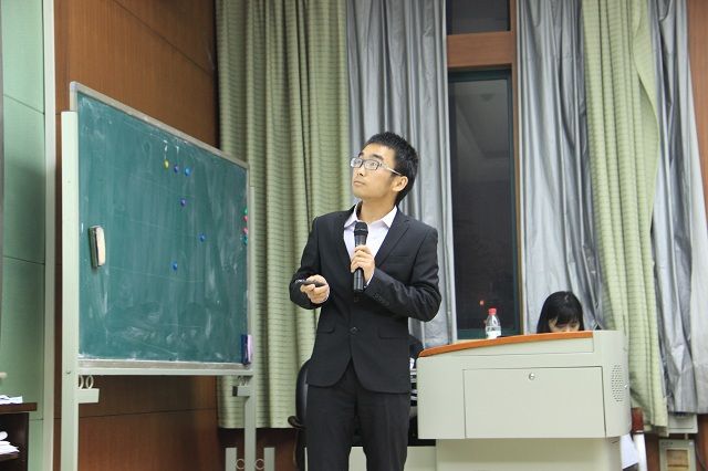 9499www威尼斯2013年大学生创新创业训练计划结项答辩会顺利举办
