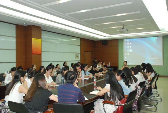 9499www威尼斯第九届研究生会成立大会顺利召开